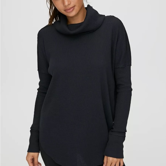 Aritzia TNA Thermal Cowlneck - M - Picture 5 of 6